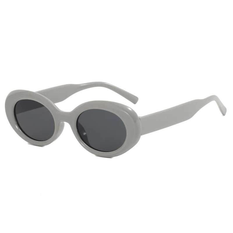 Damer oversized solbrille i moderne design Luvikno