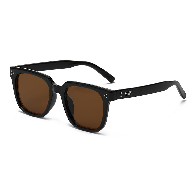 Dame solbrille i moderne kvadratdesign med polariserte linser Luvikno