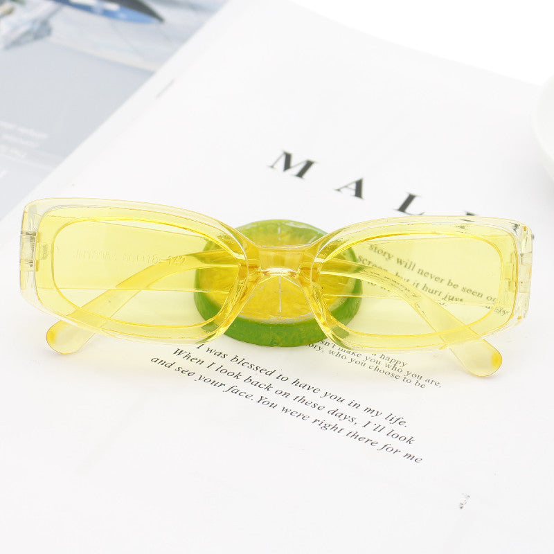 Damer eksklusiv oversized solbrille i moderne design Luvikno
