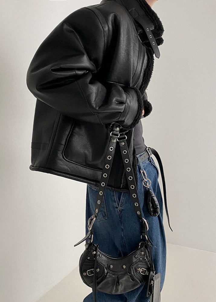 Luvik | Keinopahkalla Lentohaalari