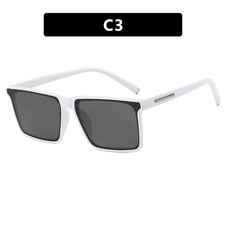 Dame kvadratisk solbrille med moderne, robust plastisk ramme Luvikno