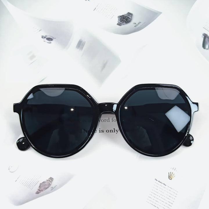 Dame Geometrisk solbrille med ekstravagant aksent Luvikno