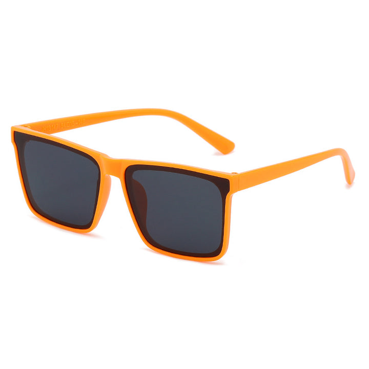 Dame moteriktig solbrille laget av robust, UV-beskyttet plast Luvikno
