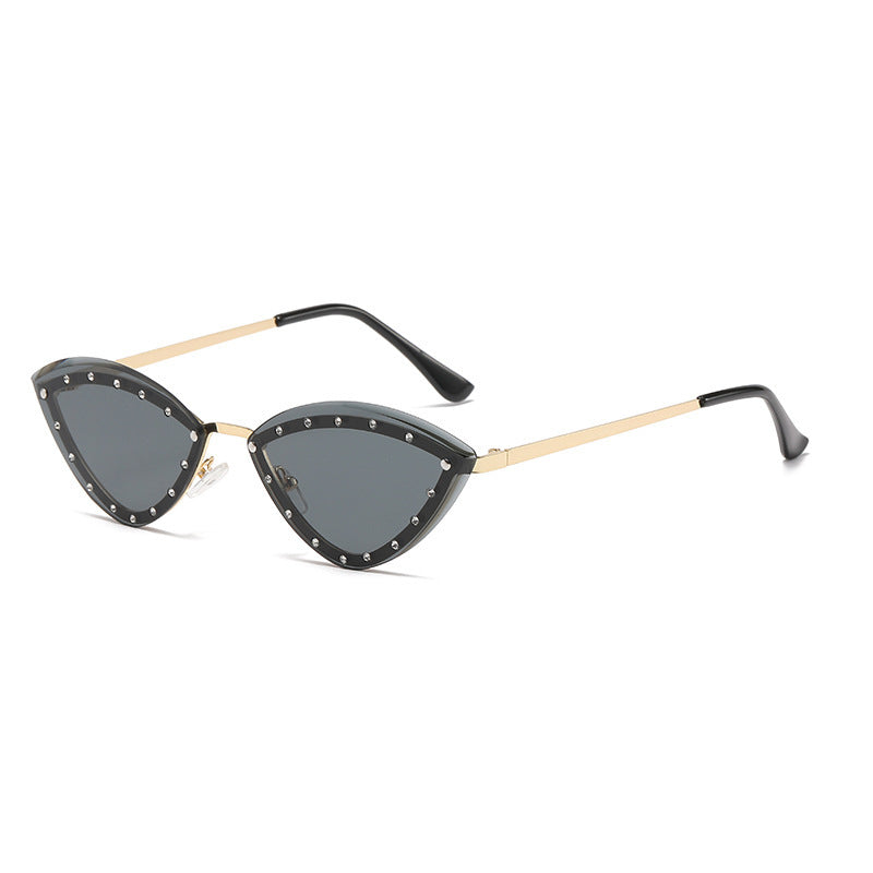 Dame Cat-Eye solbriller med glitrende krystallakenter Luvikno
