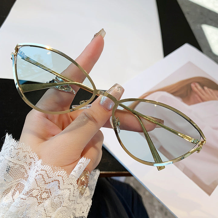 Dame Cat-Eye solbriller med elegant metallramme og UV-beskyttelse Luvikno