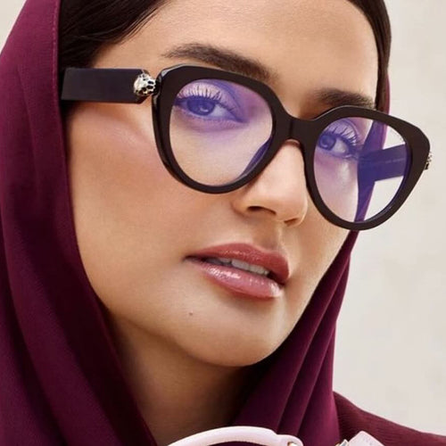 Dame Cat-Eye solbriller med gullige detaljer og beskyttende UV-filter Luvikno