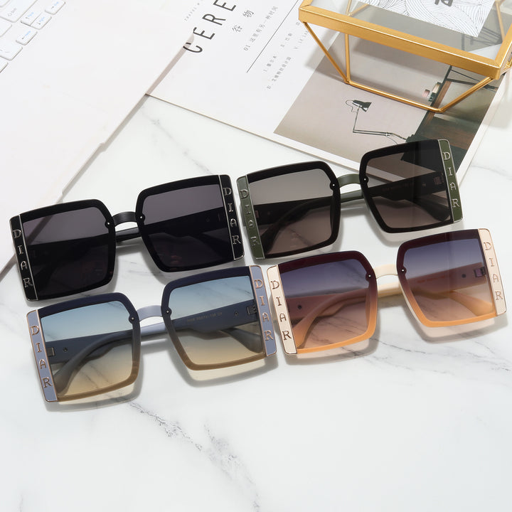 Dame solbrille i moderne kvadratisk design Luvikno