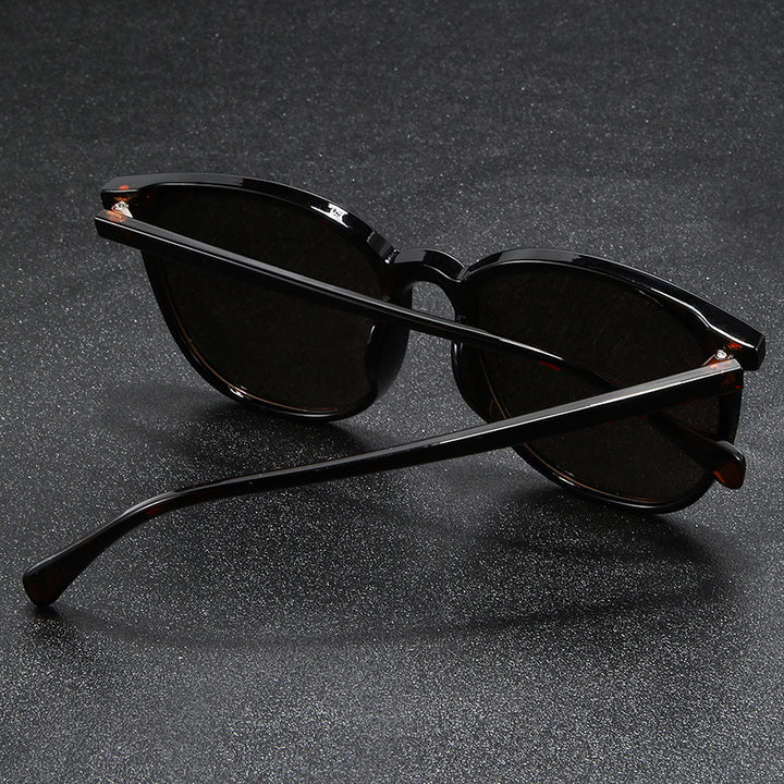 Damer moterik solbrille i unikt design med UV-beskyttelse Luvikno