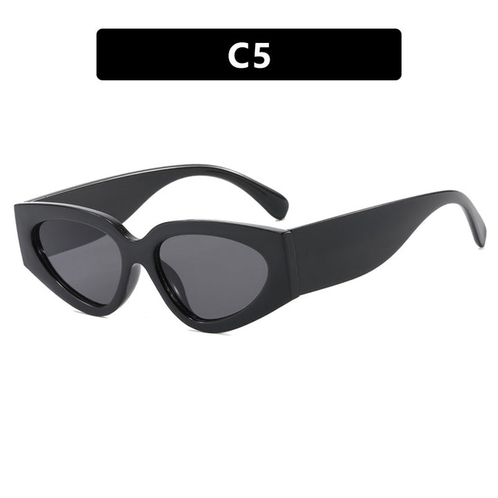 Dame Cat-Eye solbriller med ekstravagant design og beskyttende UV-filter Luvikno