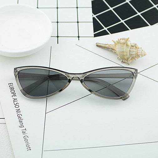 Damer geometrisk designer solbrille i moderne stil Luvikno