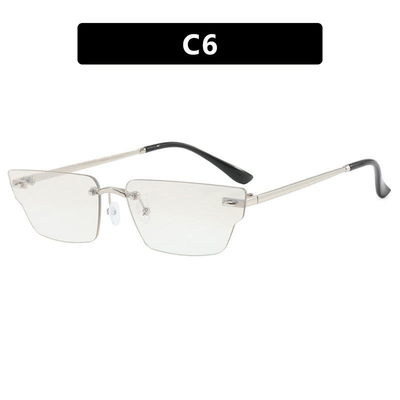 Dame geometrisk solbrille med filigranramme og transparente glass Luvikno