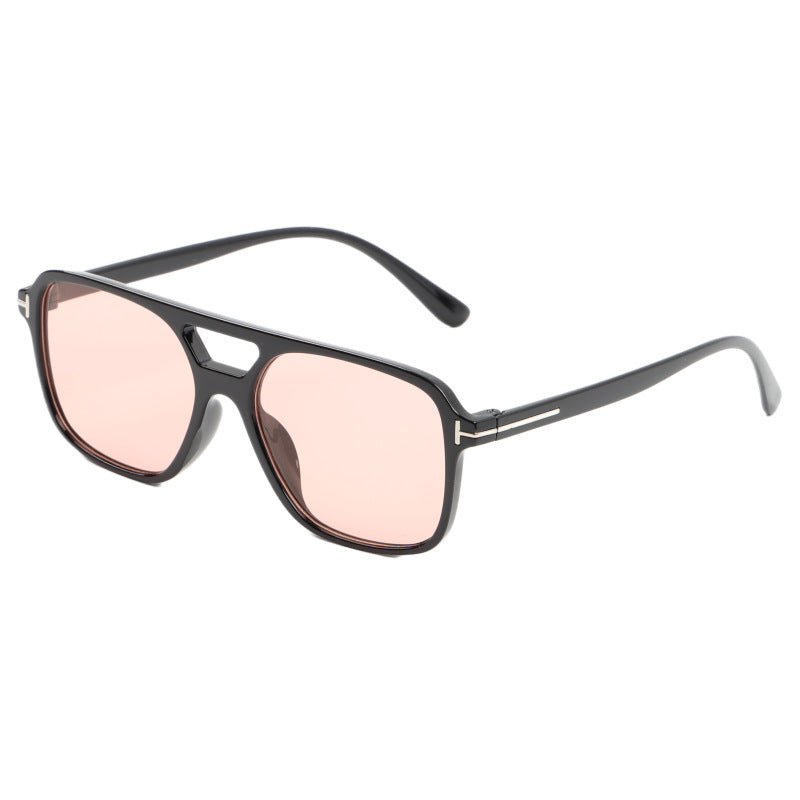 Dame moteriktig solbrille i trendy skilpadde-design Luvikno