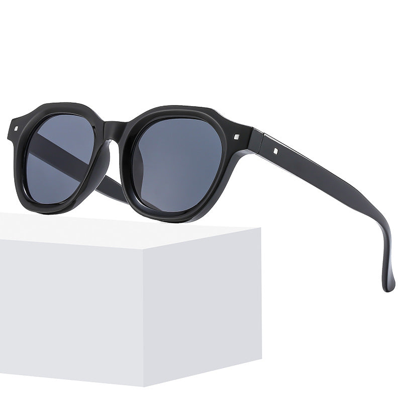 Dame moderne retro-solbriller med unik design Luvikno
