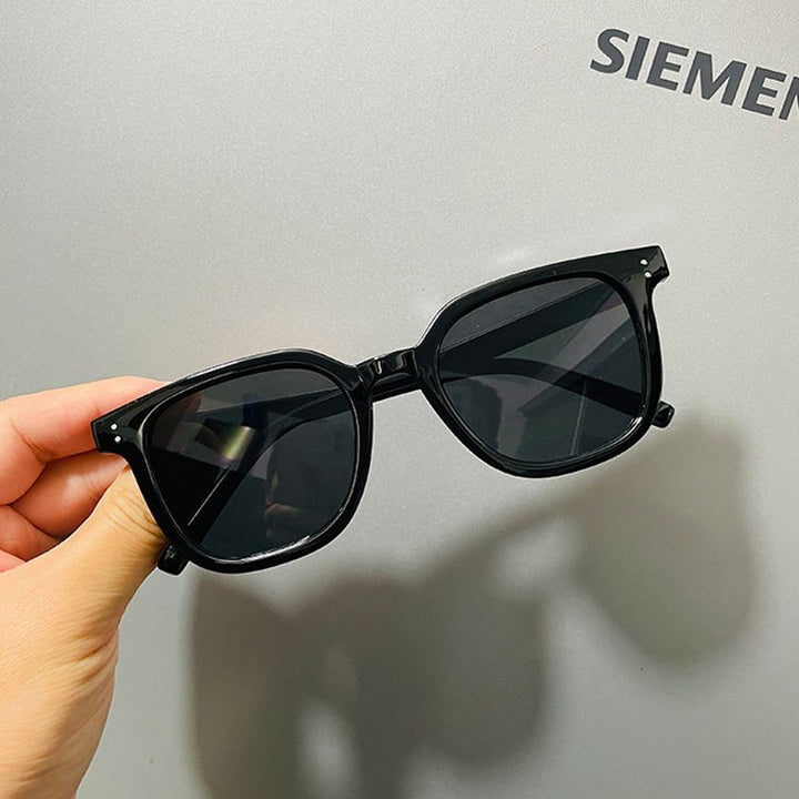 Damer Cat-Eye solbriller med moderne ramme og UV-beskyttelse Luvikno