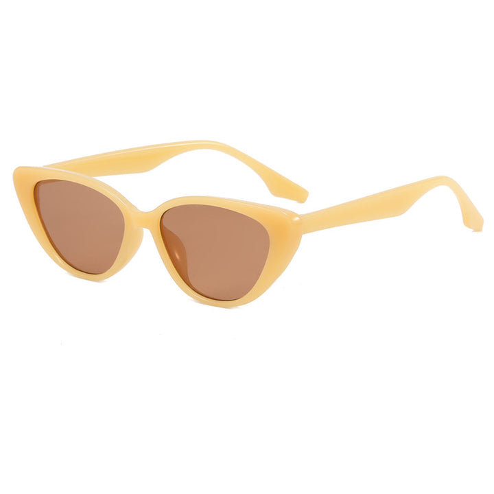 Dame Kattøye Solbrille med moderne ramme Luvikno