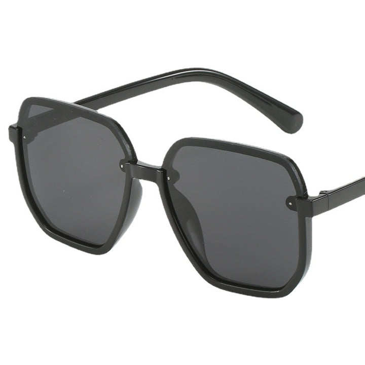 Dame geometrisk solbrille i moderne design Luvikno