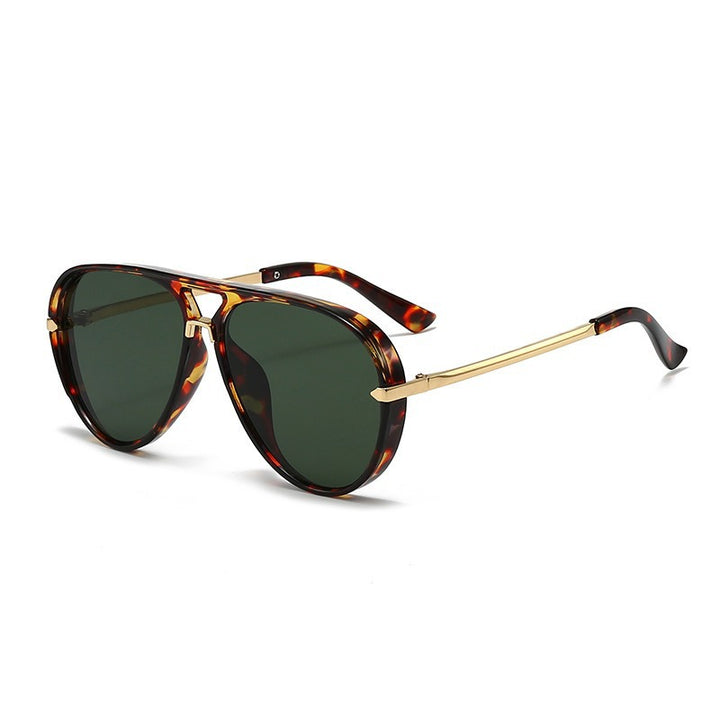 Dame pilot-solbrille med moderne metallramme og UV-beskyttelse Luvikno