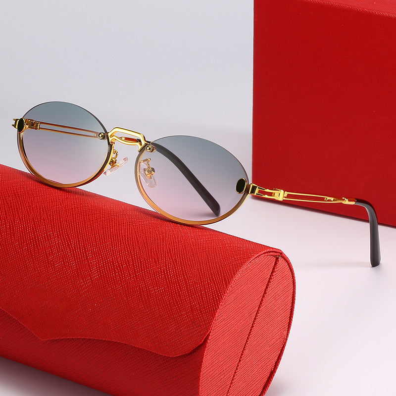 Dame moteriktig solbrille med filigran metallramme og stilleggende design Luvikno