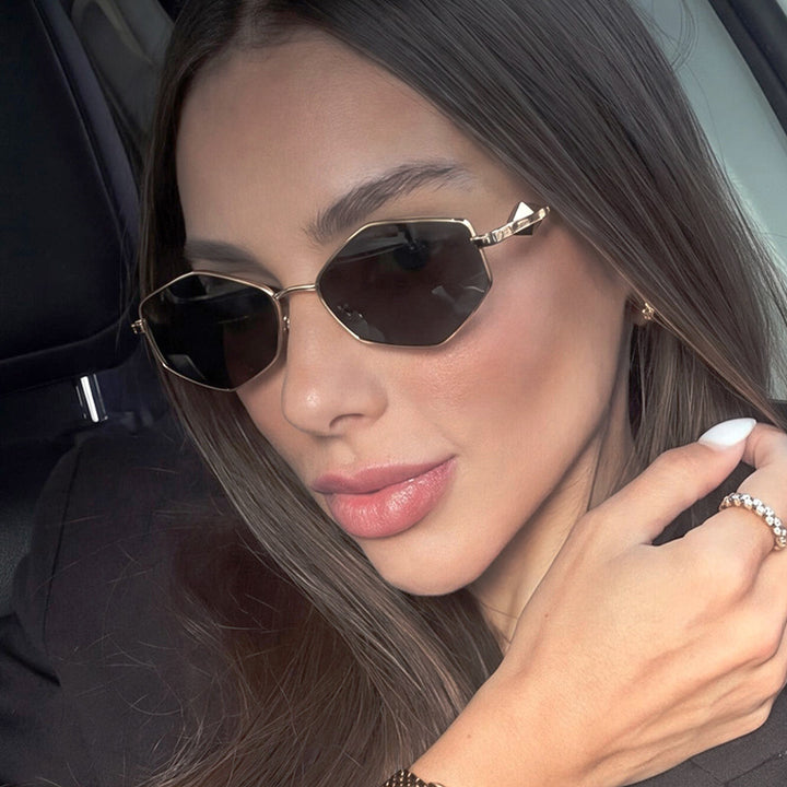 Dame geometrisk solbrille med beskyttende UV-filter og high-end metallramme Luvikno