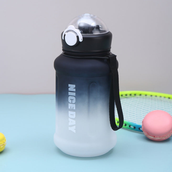 Dame Multifunksjonell Sport Drikkeflaske med ergonomisk grep og praktisk lekkasjesikring Luvikno