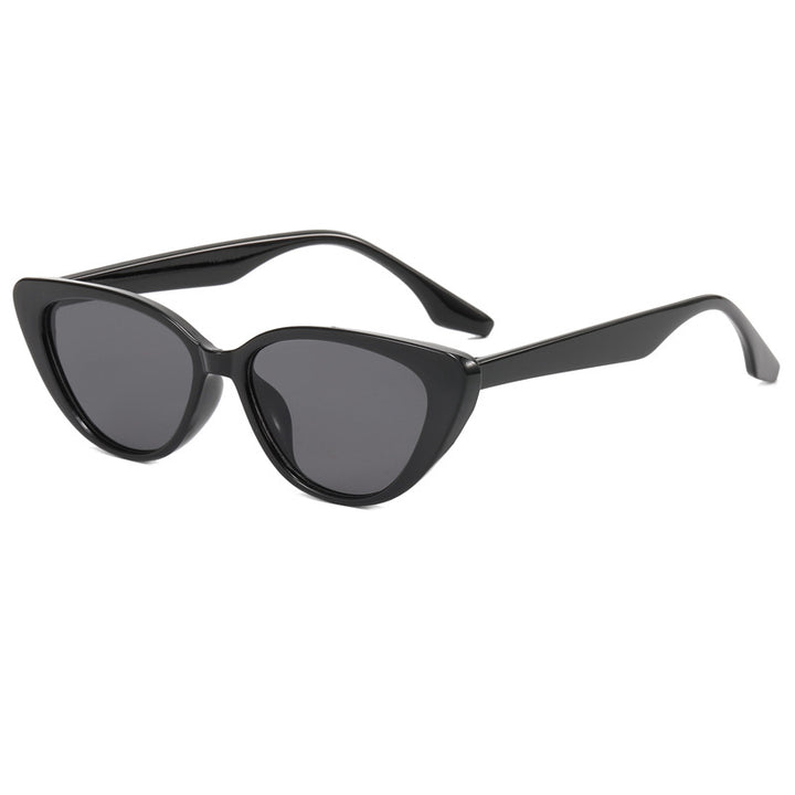 Dame Kattøye Solbrille med moderne ramme Luvikno