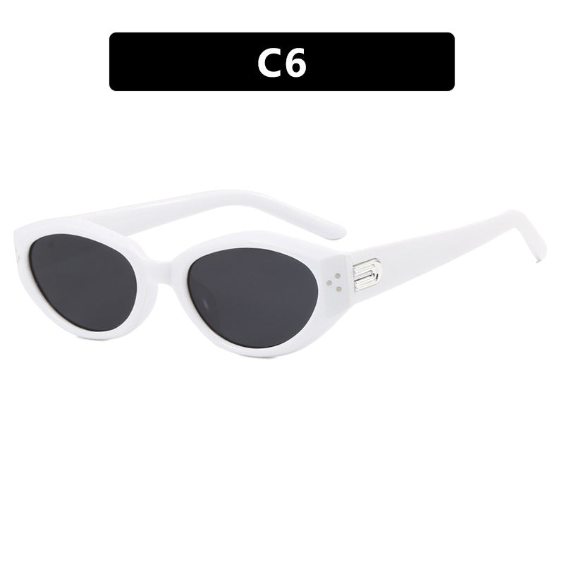 Dame Cat-Eye solbriller med elegant plastisk ramme Luvikno