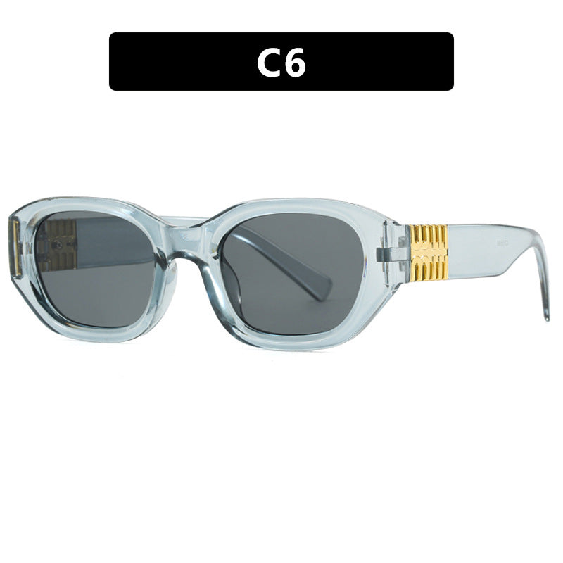 Dame moteriktig solbrille med unikt, geometrisk design og elegante aksenter Luvikno