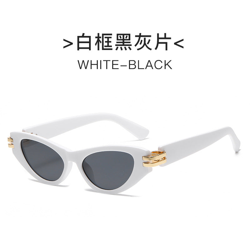 Dame Cat-Eye solbrille med luksuriøs ramme og speilbelagte linser Luvikno