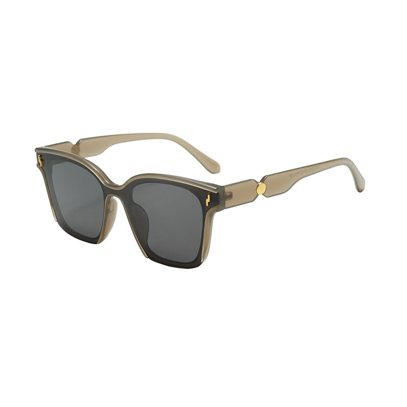 Dame Stilig solbrille med stilramme Luvikno