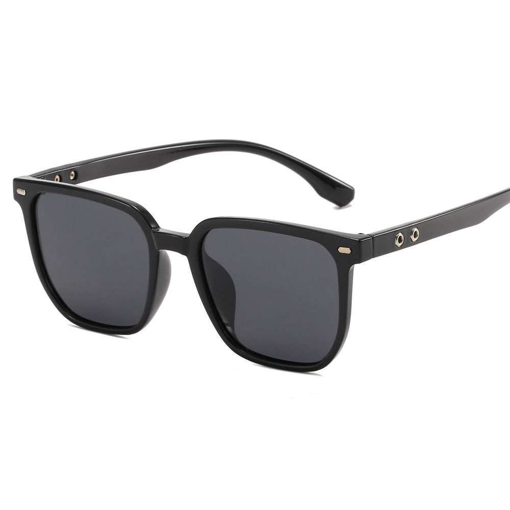 Dame moteriktig solbrille i trendy skilpaddemønster Luvikno