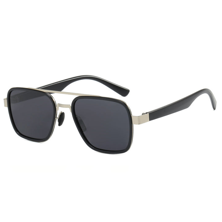 Dame moteriktig solbrille med firkantet ramme og innovative linser Luvikno