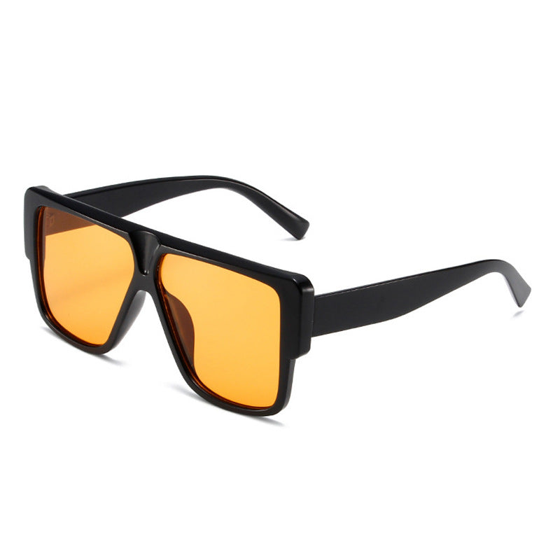 Dame firkantet solbrille med markant ram Luvikno