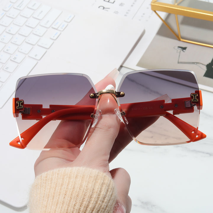 Dame oversized firkantet solbrille med stilige aksenter Luvikno