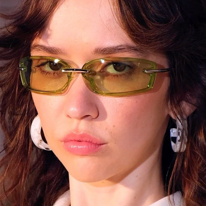Dame trendy solbrille med moderne design og UV-beskyttelse Luvikno