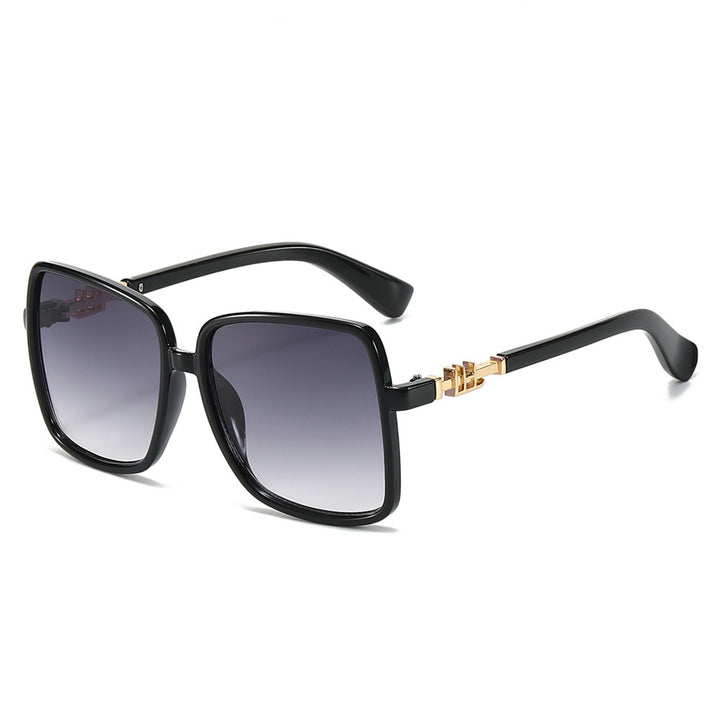 Dame solbrille med stor ramme og gradient Luvikno