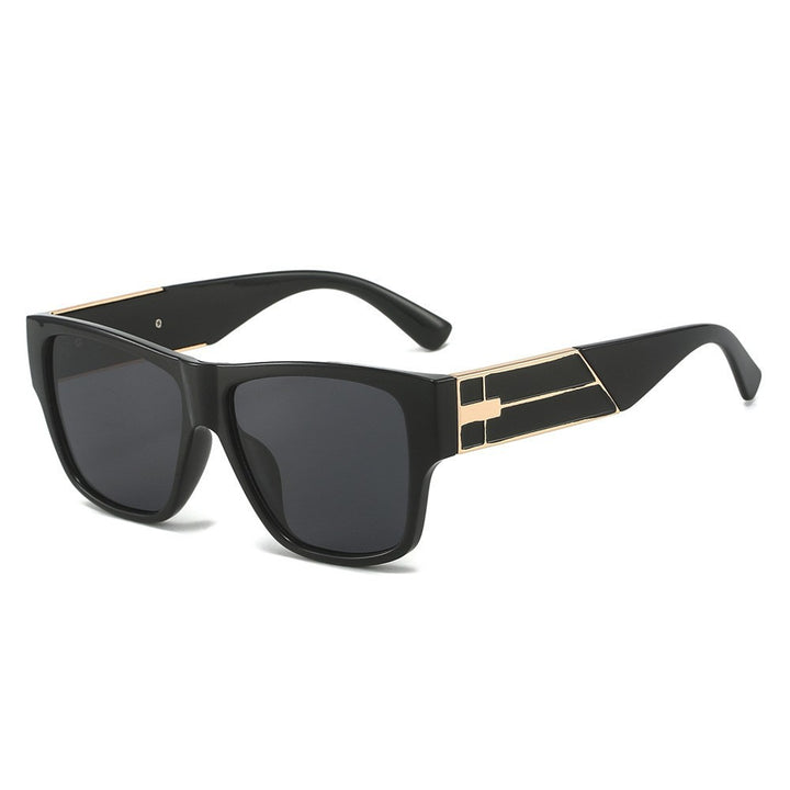 Dame moteriktig oversized solbrille med elegant ramme Luvikno