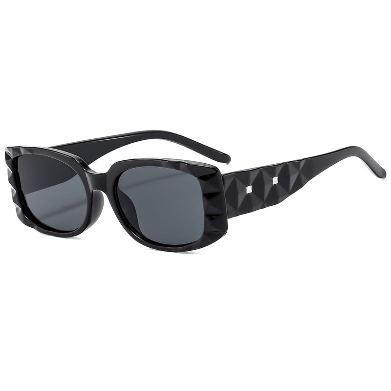Dame Designer solbrille med unikt ramme og UV-beskyttelse Luvikno