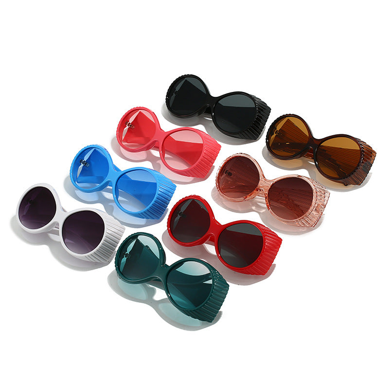 Dame Ekstravagant Solbrille med unikt bølgedesign Luvikno