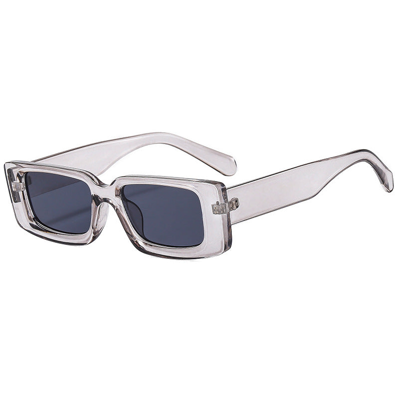 Dame moteriktig solbrille med trendy gjennomsiktig ramme og sporty design Luvikno