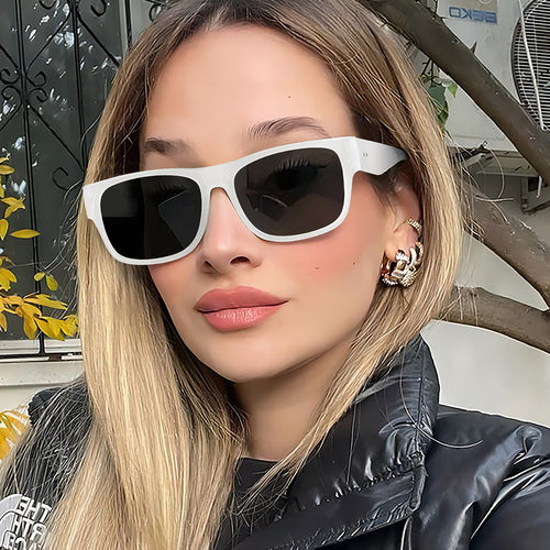 Dame moteriktig solbrille med stilige polariserende linser Luvikno