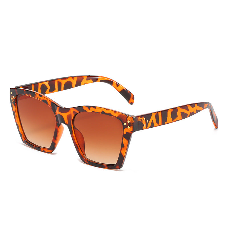Dame stor moteriktig solbrille Luvikno