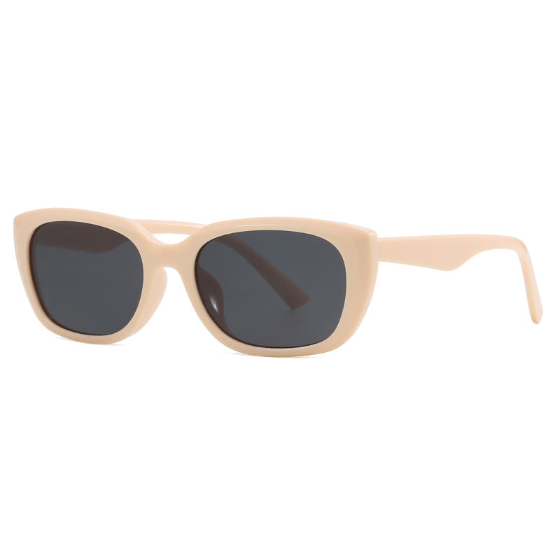 Dame trendy cat-eye solbriller i minimalistisk design Luvikno
