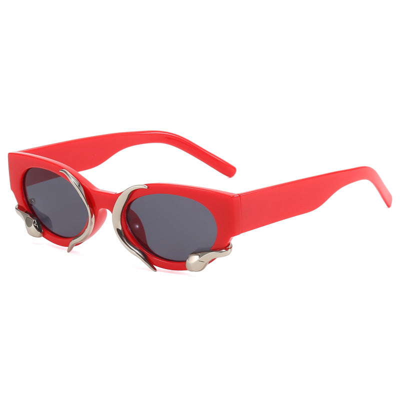Dame designer solbrille med ekstraordinær detalj Luvikno