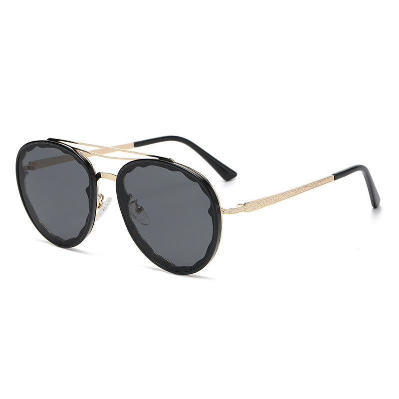 Dame Moderne utformede solbriller i elegant oversized stil Luvikno