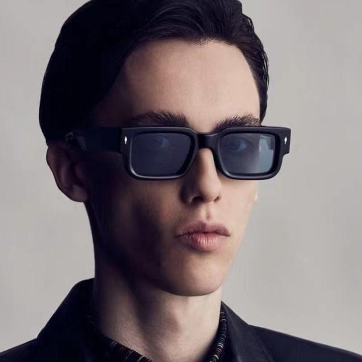 Dame kvadratisk solbrille med elegant design og UV-beskyttelse Luvikno