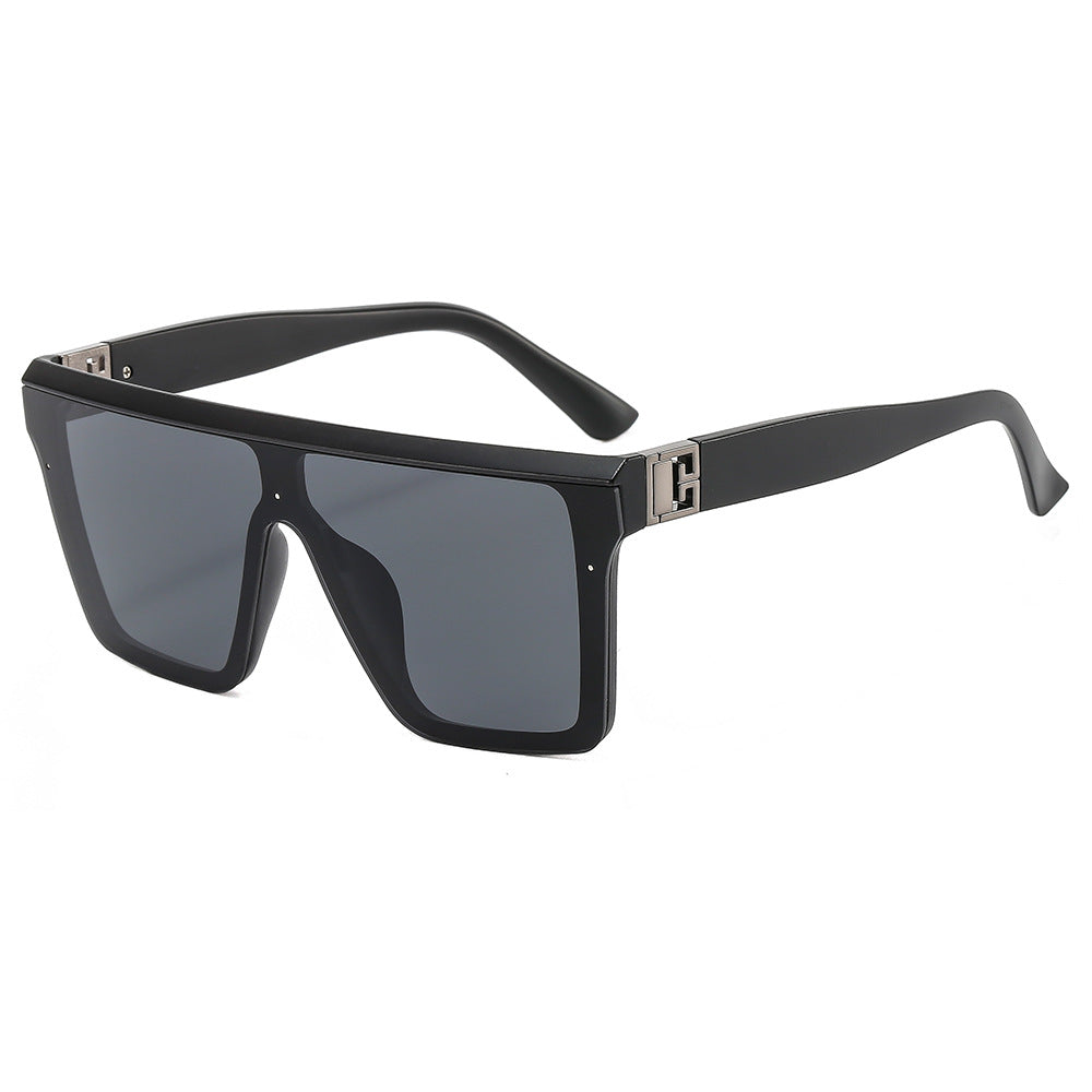 Dame oversized solbrille i trendy stil med bred rammestruktur Luvikno