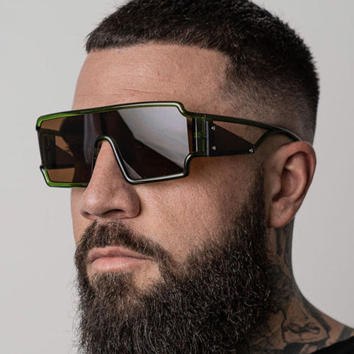 Dame moteriktig sports solbrille med futuristisk design Luvikno