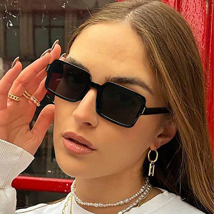 Dame kvadratisk solbrille i elegant leopardmønster Luvikno