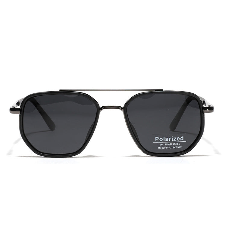 Dame kvadratisk solbrille med polarisert glass og elegant metallramme Luvikno