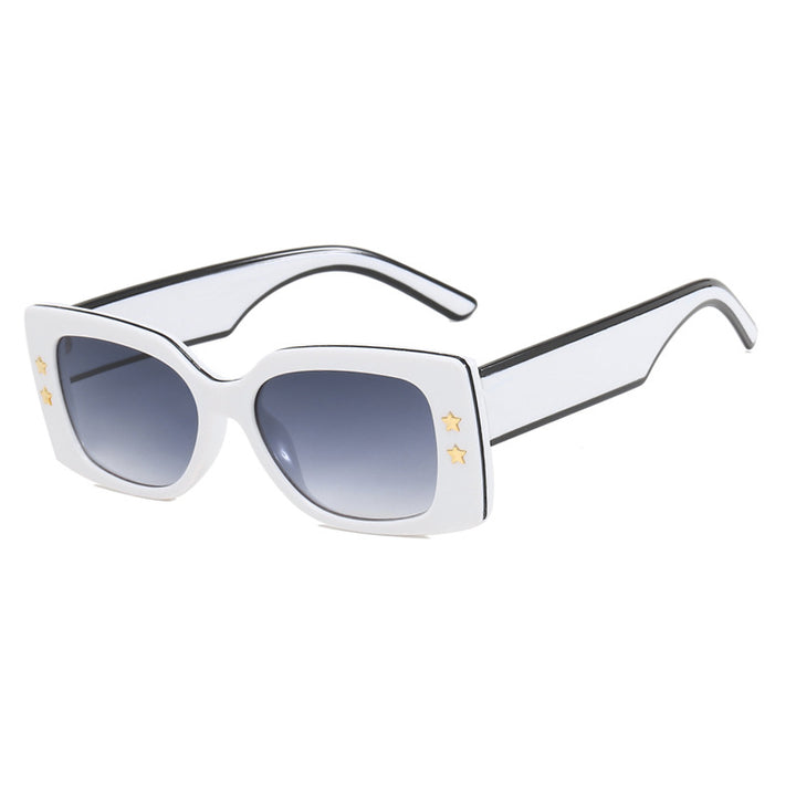 Dame eksklusiv firkantet solbrille med stilige detaljer Luvikno